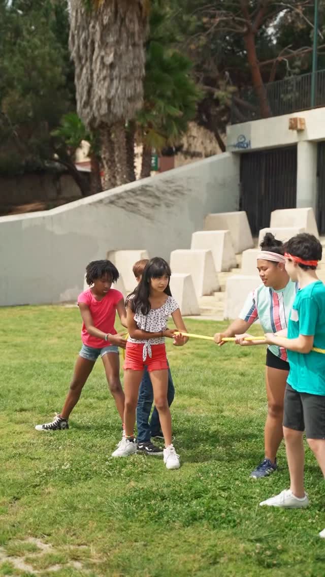 ¿Te gustaría pasar tu verano en Estados Unidos como Camp Counselor? 🇺🇸

Es un programa de 9 semanas que empieza en junio, donde trabajas en un campamento de verano compartiendo lo que te apasiona: deporte, música, arte o cualquier talento que tengas.

Conoces gente de todo el mundo, ganas experiencia y vives algo completamente distinto.